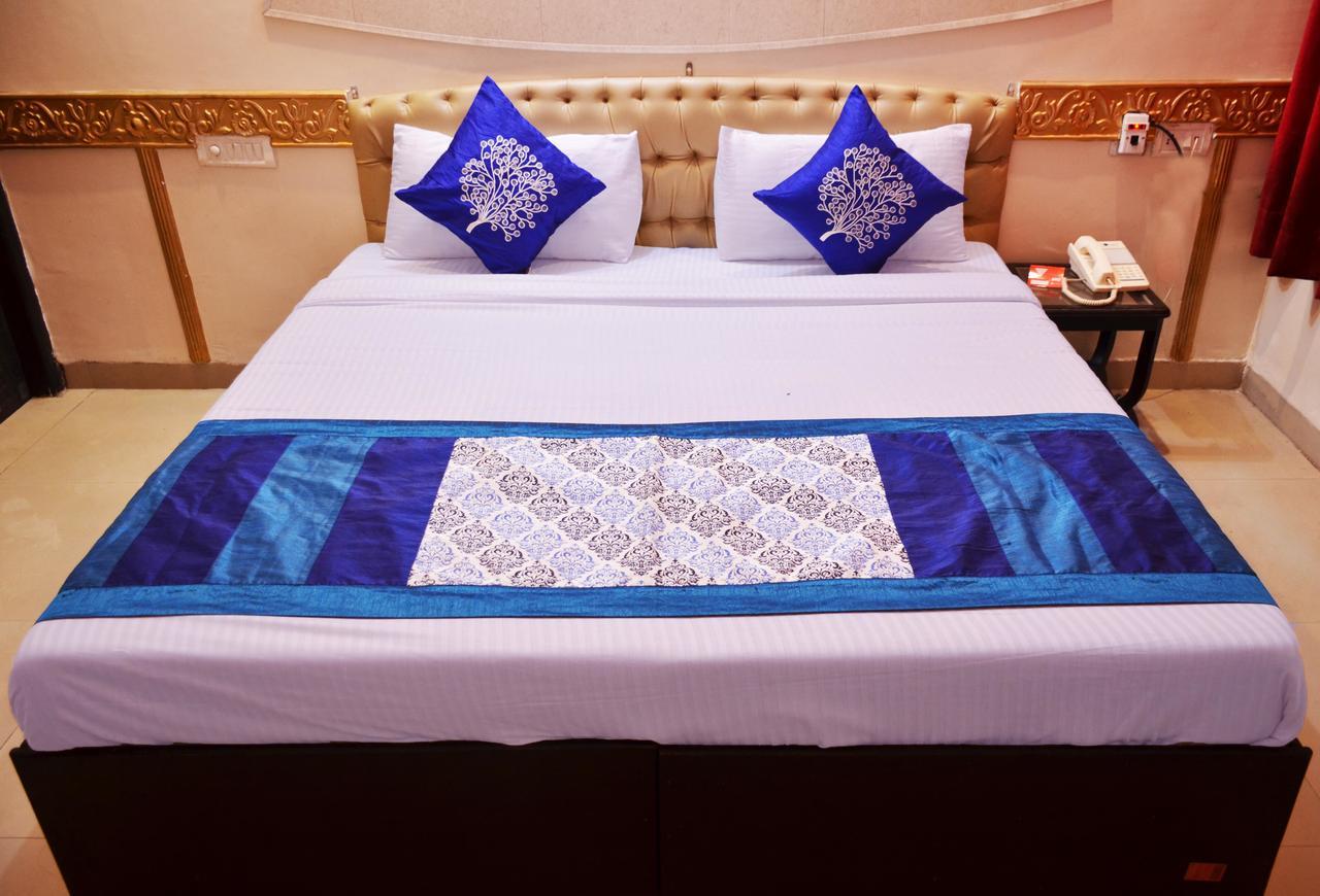 Oyo 5884 Amante Hotel Csandígarh Kültér fotó